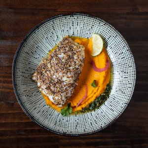 Photo 29 - Restaurant avec scène - James Brown - Dos de cabillaud et sa purée de carotte à la vanille