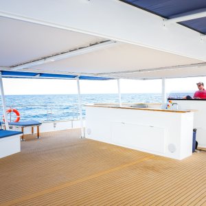 Photo 3 - Maxi catamaran pour votre événement privé ou professionnel  - 