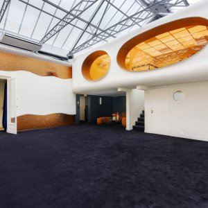 Photo 13 - Salle au style rétro-futuriste dans le triangle d'or parisien - 