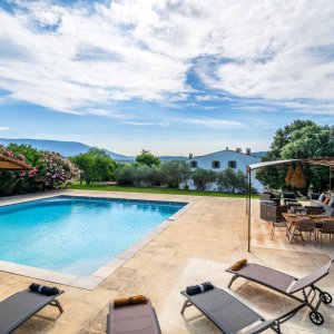 Photo 4 - Bastide luxueuse avec piscine chauffée, Luberon, Mariages, événements familiaux et professionnels - Piscine
