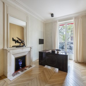 Photo 3 - Beautiful Haussmannian apartment in the Marais for your filming and professional events - salon