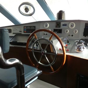 Photo 8 - Charmant bateau au port de Fontvieille - La place du capitaine