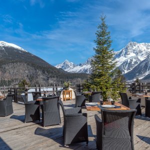 Photo 1 - Résidence hôtelière 4 étoiles sup, vue saisissante sur la vallée de Chamonix et sur le Mont-Blanc - Terrasse du restaurant 