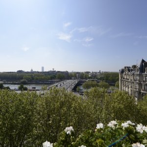 Photo 5 - Parisian Panorama - Seine and Eiffel Tower - 
