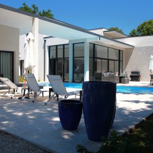 Photo 0 - Luxueuse villa moderne dans un domaine viticole - La terrasse de la villa