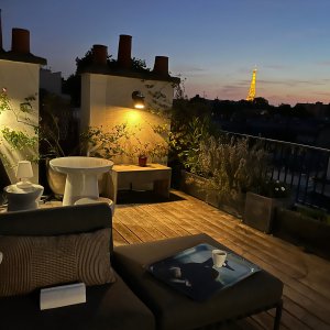 Photo 2 - St Germain des Prés: 50 m² terrace with full sky view of the Eiffel Tower  - Terrasse de nuit