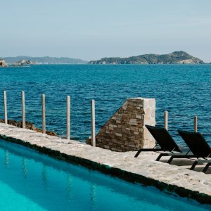 Photo 2 - Sublime Parc Provençal au cœur d'une pinède avec vue mer offrant restauration et hébergement - La piscine