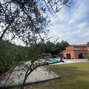 Photo 3 - Terrace with swimming pool - Terrain de pétanque 