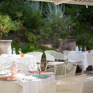 Photo 5 - Restaurant & terrasse niché dans les collines Vençoise - Déjeuner dehors