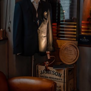 Photo 24 - Hidden bar with cigar smoker and barbershop - 