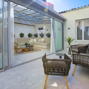 Photo 2 - Bright 150m2 apartment in the heart of Cannes - Séjour avec terrasse