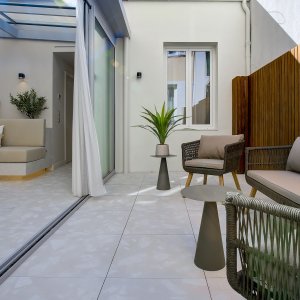 Photo 1 - Bright 150m2 apartment in the heart of Cannes - Séjour avec terrasse