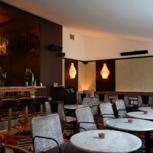 Photo 7 - Restaurant piano bar élégant au centre de Cannes - 