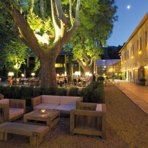 Photo 5 - Five star hotel in the heart of Provence - Le domaine au soir