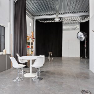 Photo 17 - Loft & Rooftop - studio photo 70 m² avec boite noire