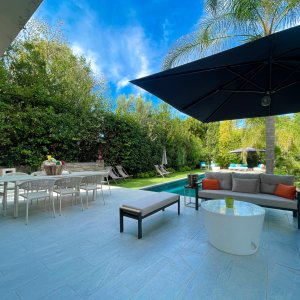 Photo 8 - Villa avec piscine et jardin - Salon extérieur