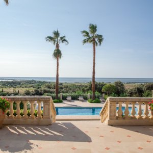 Photo 2 - Prestigious property on 3 hectares with a sea view - Vue exceptionnelle de la terrasse