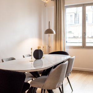 Photo 5 - Apartment with breathtaking views of the Eiffel Tower  - Table réception 
