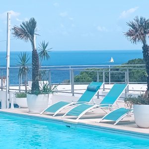 Photo 3 - Luxury villa facing the sea - La piscine