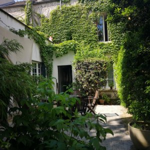 Photo 0 - Maison de plain pied avec jardin au centre de Montreuil  - Terrasse en pierre de Bourgogne 30 m² attenante au double living et donnant sur le jardin