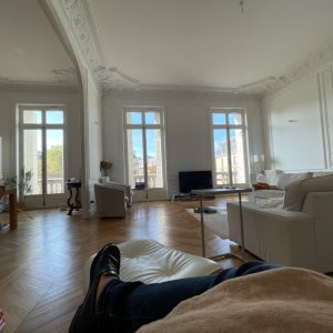 Photo 5 - Hausmanian living room in the 17th arrondissement - 