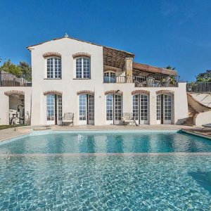 Photo 0 - Grande villa avec magnifique vue sur Cannes et St Tropez - Double terrasse côté piscine