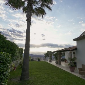 Photo 28 - Grande villa avec magnifique vue sur Cannes et St Tropez - Terrasse côté Cannes