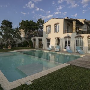 Photo 38 - Grande villa avec magnifique vue sur Cannes et St Tropez - Double terrasse côté piscine