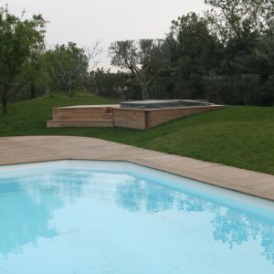 Photo 9 - 400 m² of terrace around a swimming pool in a 4000 m² garden  - 
