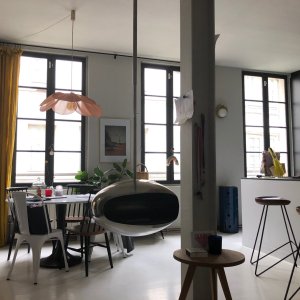 Photo 0 - Appartement 84 m² Paris Haut Marais (cour ancien couvent classé / calme absolu)  - Living (la cuisine est ouverte sur le living)