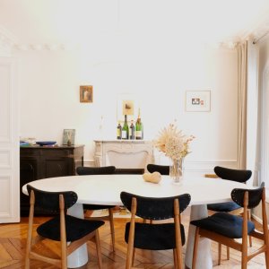 Photo 10 - Magnifique appartement dans un bel immeuble parisien, lumineux, art & design - Salle à manger