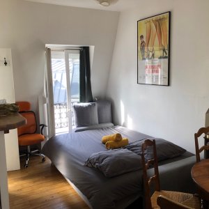 Photo 3 - Appartement 2 pièces, calme, lumineux, bien insonorisé, place d'Italie - Le canapé lit du salon ouvert