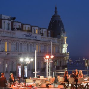 Photo 13 - Funky rooftop overlooking the Croisette - 