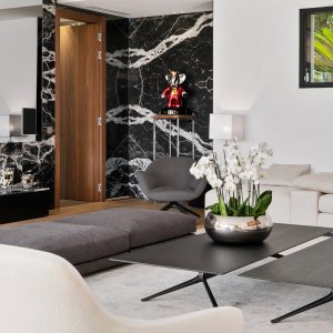 Photo 17 - Luxury Modern home  - 
