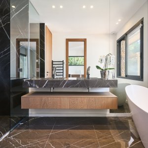 Photo 32 - Luxury Modern home  - 