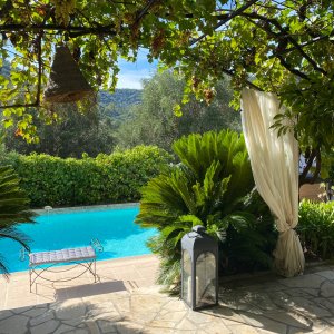 Photo 95 - Bastide (140m2) avec piscine et jacuzzi au coeur d'une oliveraie centenaire - Piscine