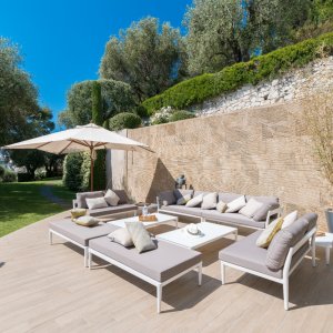 Photo 20 - Luxueuse Villa Contemporaine avec Vue Panoramique sur Mer - Salon extérieur