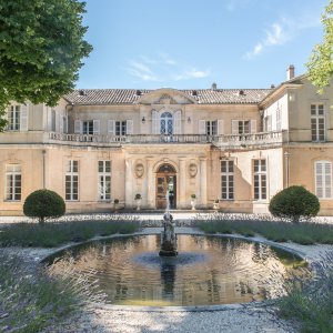 Photo 0 - Breathtaking neoclassical Chateau from the 18th century  - Cour d'honneur du Château