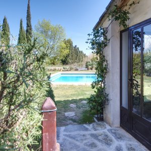 Photo 3 - Mas in the Alpilles with swimming pool - Jardin piscine