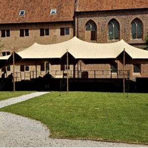Photo 35 - La Tour Rose - Villa Bohème - Exemple de tente nouvellement achetée qui est incluse dans la location journalière !