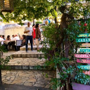 Photo 1 - Restaurant italien avec un beau jardin - 