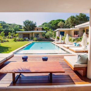 Photo 7 - Superbe villa in Ramatuelle  - Vue du pool house 