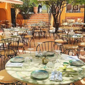 Photo 0 - Restaurant avec jardin méditerranéen - 