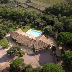 Photo 3 - Mas Provençal avec piscine et patio - 