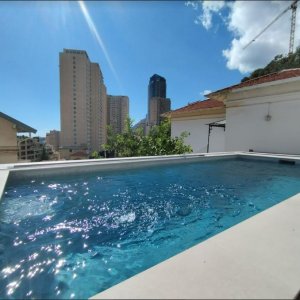 Photo 0 - Villa avec piscine et jardin, havre de paix, Monaco - La piscine et la vue